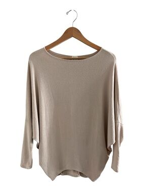Francesca's Collections Taupe Dolman Sleeve Top